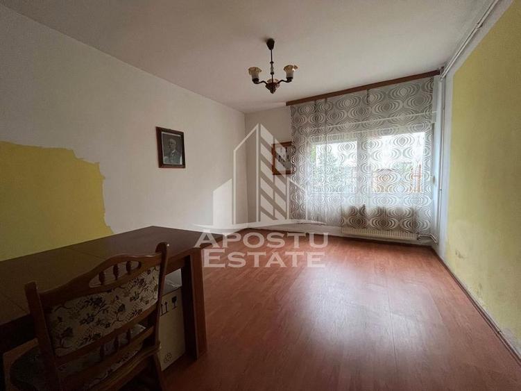 Casă cu 5 camere cu Canalizare în Girocului