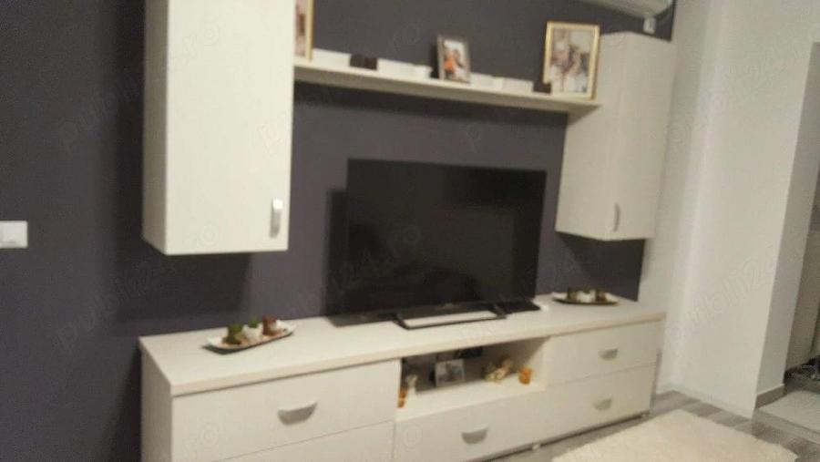 Apartament cu 2 camere semidecomandat în Gorjului