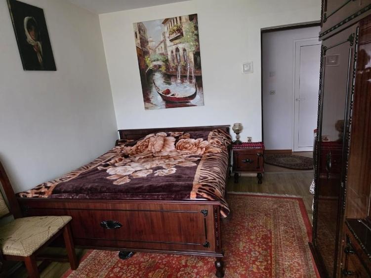 Apartament 3 camere, 73,47 m2 cu balcon închis, etaj 4, Central,oras Tg Ocna - 6