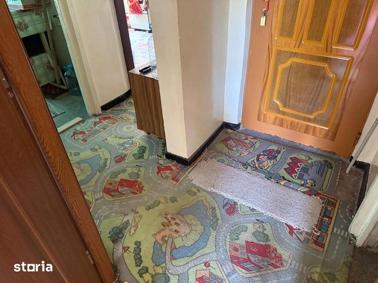 Vanzare apartament 4 camere, modificat, Targoviste, micro 9, et.1 - 11