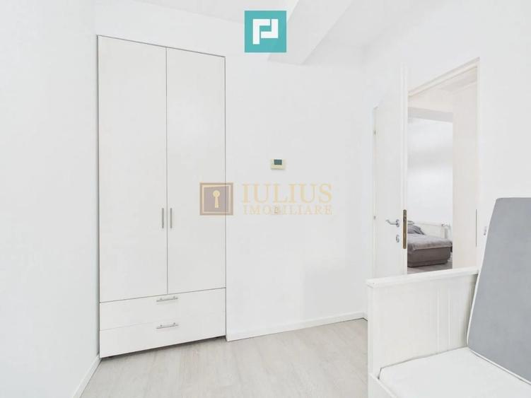 Apartament cu 3 camere decomandat, mobilat în Aradului