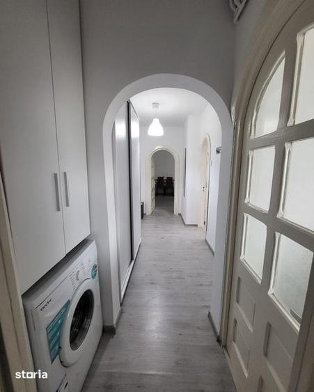 Apartament cu 3 camere, mobilat în Cantacuzino