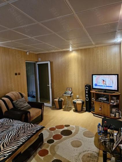 Apartament 3 CAMERE de vanzare Mioveni PROPRIETAR - 2