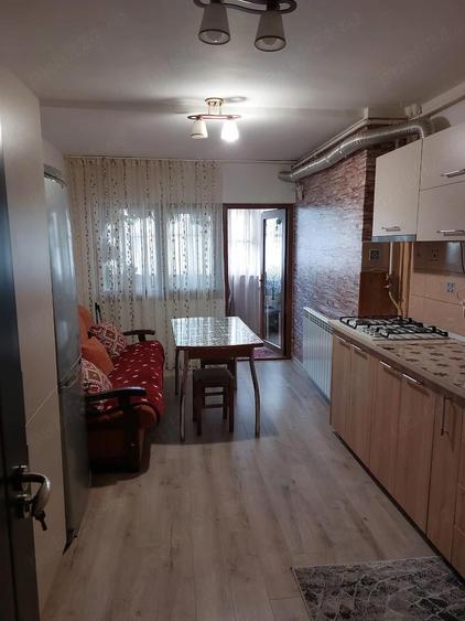 PF inchiriez apr 3 camere zona Dorally KM 4-5 - 3