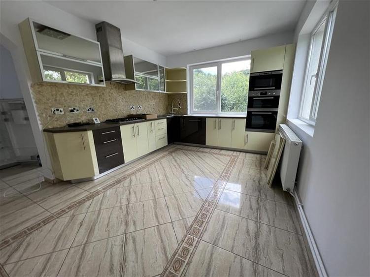 Inchiriere casa mobiata, utilata  zona Lidl - 2