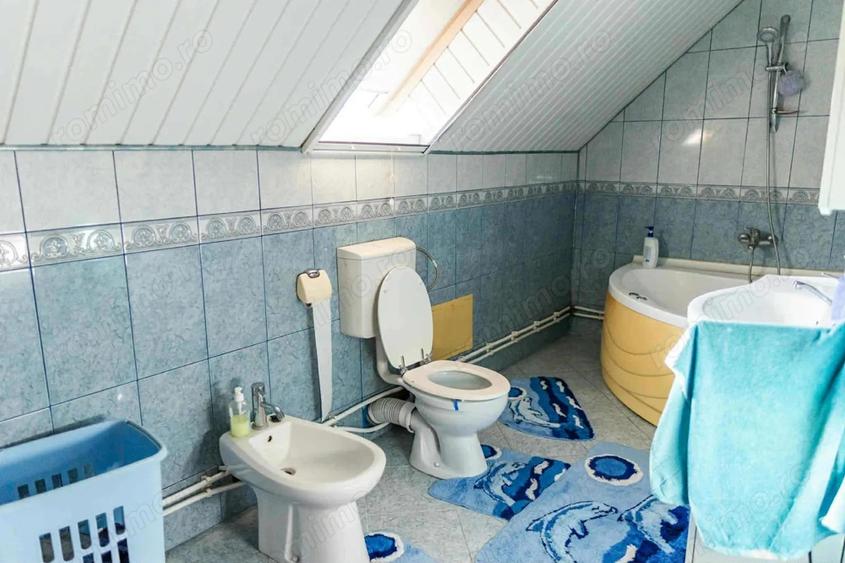 De vanzare Casa spa?ioasa in Gradi?te, Str. Vi?inului - 3