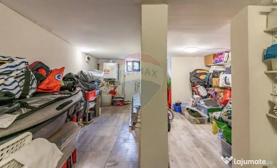 Casă cu 5 camere cu Teren 132 Mp în Domenii