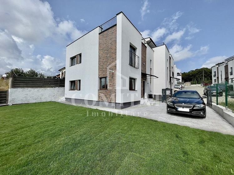 Casă ultramodernă cu terasă panoramică strada Voroneț - 16