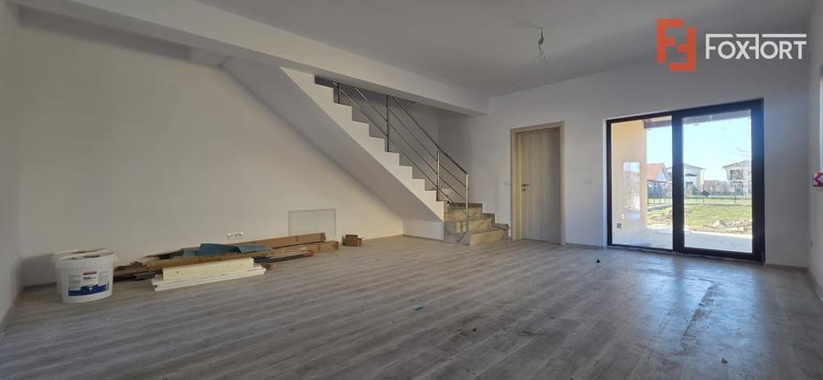 Duplex spatios, 385 mp teren, aproape de M City Mall - Mosnita Noua - 2