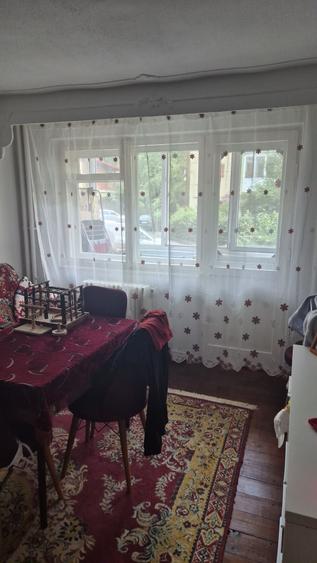 Apartament cu 2 camere decomandat în Grigorescu