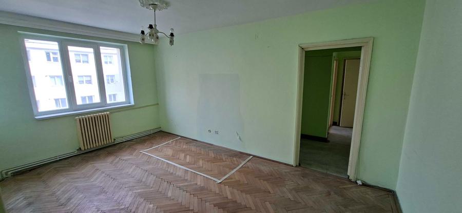 Apartament 3 camere, et. 3, zona Orion, Piatra Neamt - 7