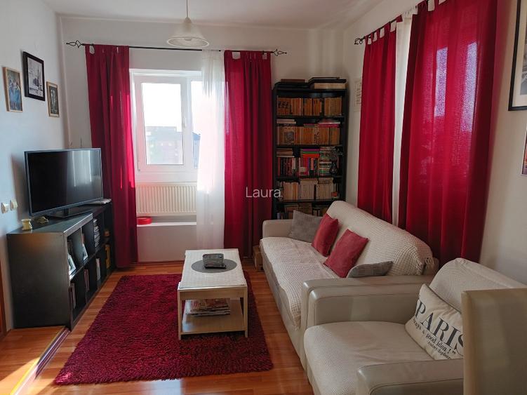 Apartament 3 camere, spatios si luminos Apartament 3 camere, spatios si luminos