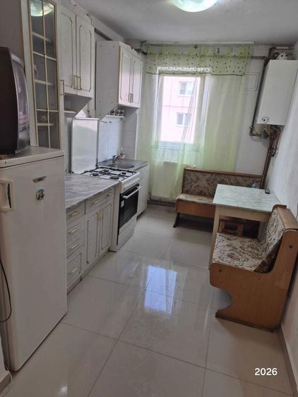 Proprietar inchiriez 2 camere zona M. Viteazu - linistit - 3