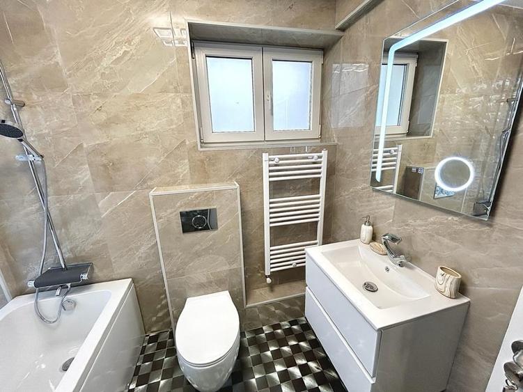 Discount mare, 2 camere lux, terasa 20 mp, comision 0 - 10