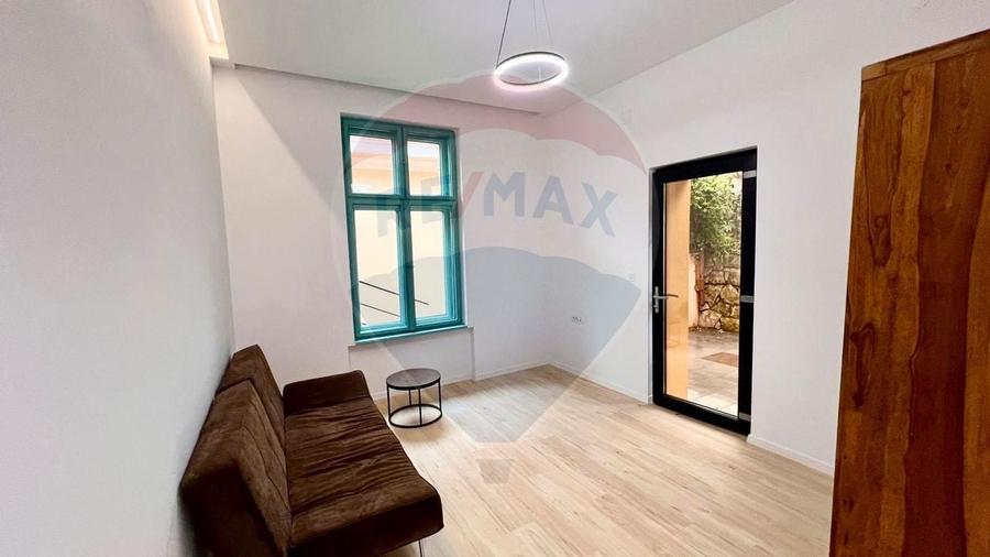 Spatiu de birouri de inchiriat - la casa cu 4 apartamente pe Racovita - 12