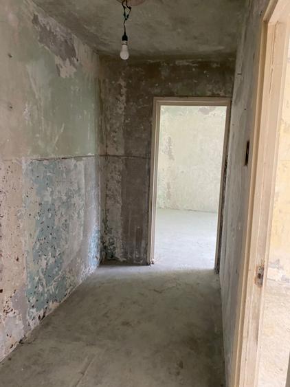 Vand apartament 2 camere - 13