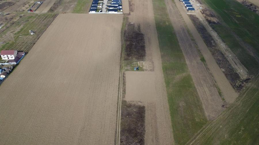 Vand teren pentru casa in lilieci - 2