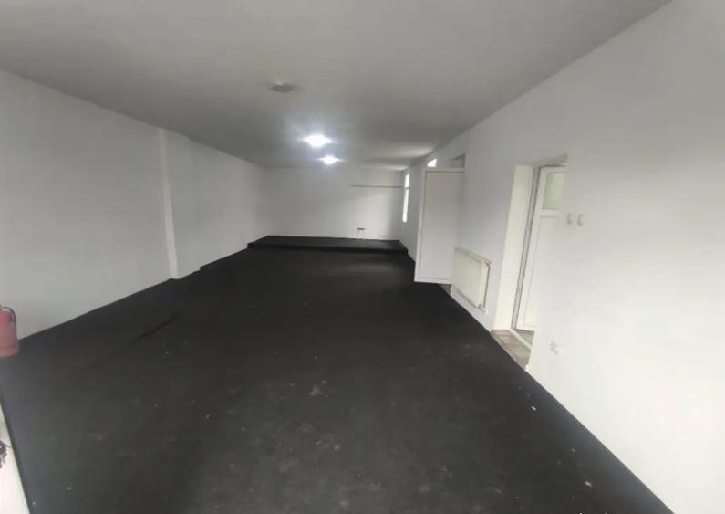 Spatiu comercial, 100 mp, zona Bariera Valcii - 1
