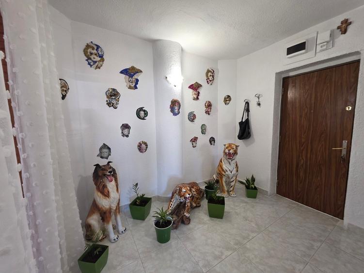 Titan, chiar la metrou Nicolae Grigorescu, 5 minute parc IOR bloc tip H, - 17