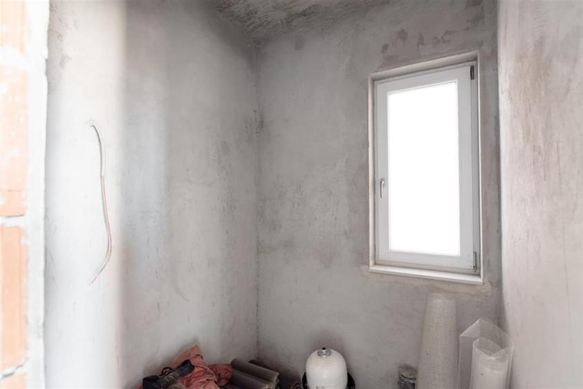 RECO. CASA CU MANSARDA , CIHEI . - 21