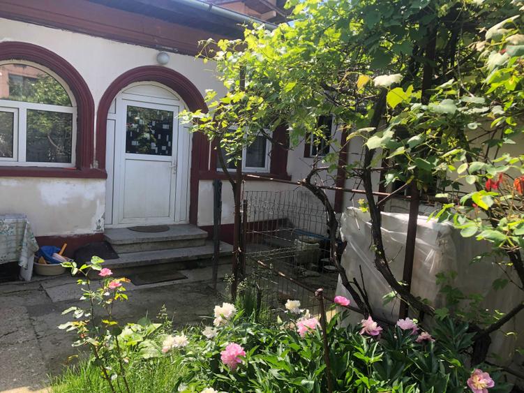 Proiect casa pe pamant necesita renovare totala, curte 85 mp, garaj+anexa - 4