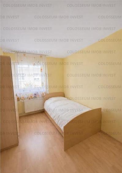 Apartament cu 3 camere, decomandat - zona Astra - 7