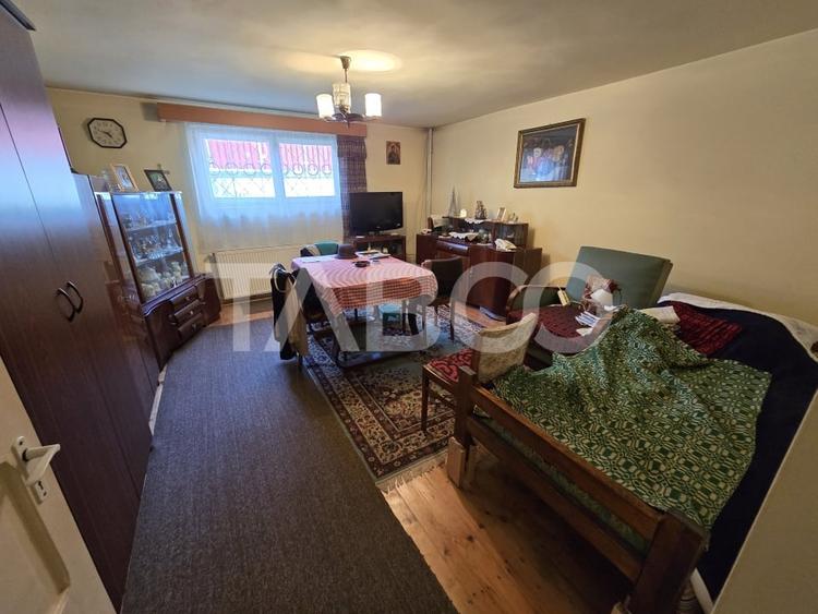 Casa individuala de vanzare teren 972 mp 2 garaje zona Sub Arini Sibiu - 9