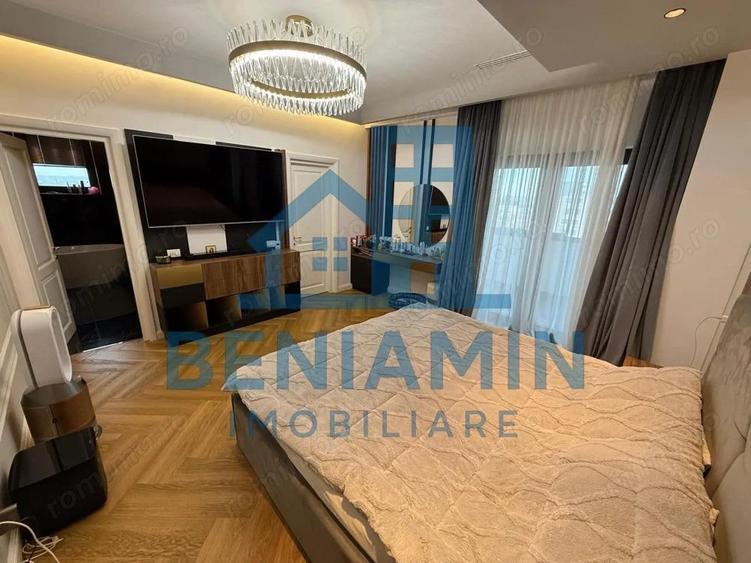 Penthouse cu piscina la etajul 11-Mobilat Lux-344mp-parcare-lift - 2