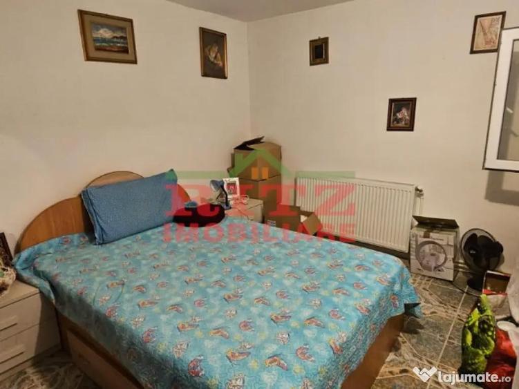 CASA DE VANZARE P 1 E - 7