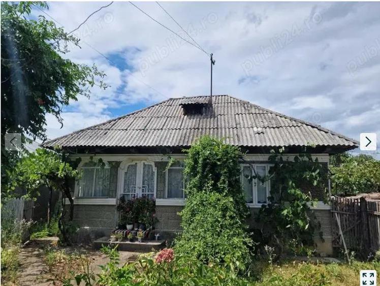 Casa cu teren orasul Roznov judetul Neamt 1550 mp - 2