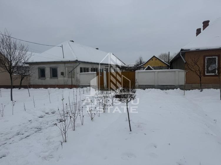 Casă individuală  în Recaș ,teren 1050 mp cu front pe două străzi . - 1