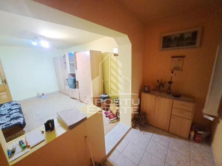 Apartament cu o camera in zona Steaua, centrala termica - 1