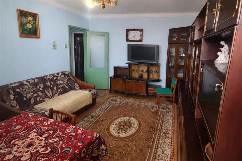 Apartament 2 camere decomandat, Podu Ros - Bd. Nicolae Iorga - 1