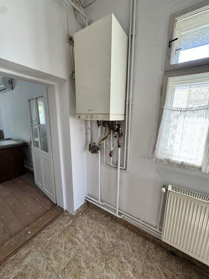 Casa de inchiriat 8 camere zona Parneava/Confectii - 6