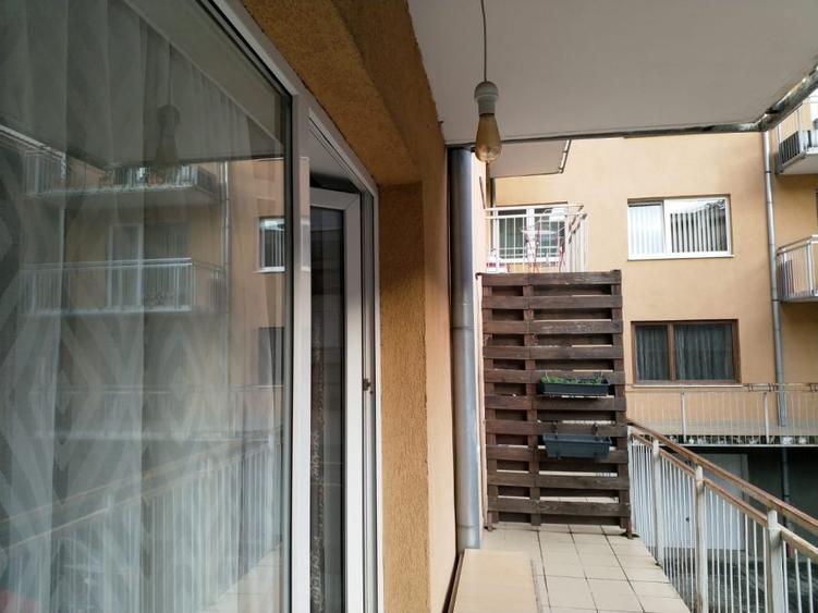 Apartament 2 camere in centru cu parcare proprie in curtea interioara - 8