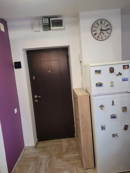 Dristor, garsoniera, 3 minute metrou, bloc mixt, moderna - 6