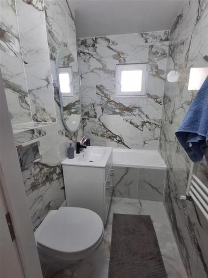 Apartament 3 camere decomandat pivnita zona Vasile Aaron - 5