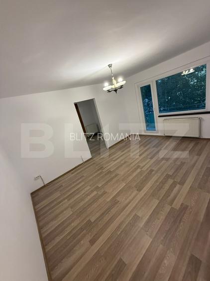 Apartament de vanzare, 3 camere, 65 mp, etaj intermediar, zona Calea Bucuresti