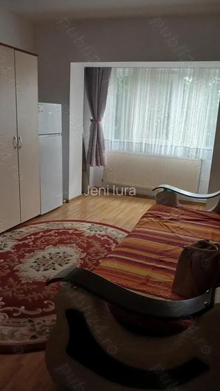 Pe Cuza Voda, ofer garsoniera de inchiriat, etaj1, mobilata si utilata, 220 euro luna Pe Cuza Voda, ofer garsoniera de inchiriat, etaj1, mobilata si utilata, 220 euro luna