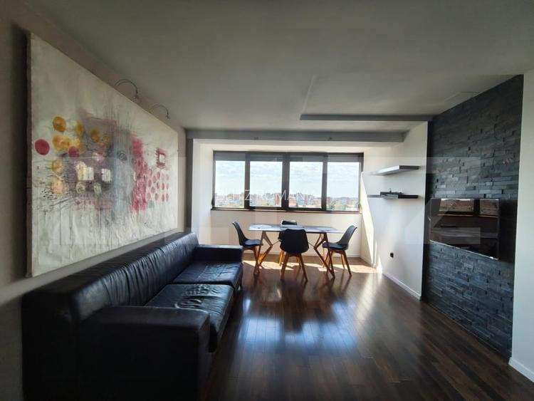 Apartament cu 3 camere, zona Rogerius