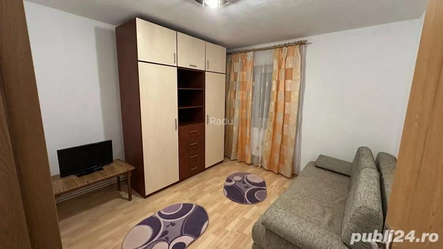 Inchiriez apartament 2 camere Strada Semaforului
