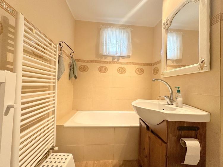 Apartament cu 3 camere de vânzare - zona Lipovei - 11