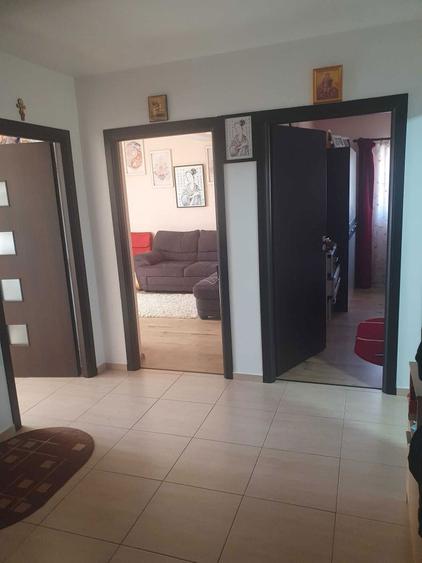 Ezareni, Valea Adanca, Apartament 3 camere , 60 mp + boxa 14 mp + 2 parcari - 1