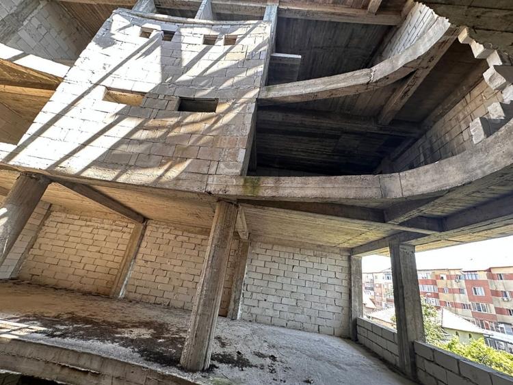 HOTEL S+P+2E+M de vanzare in Alba Iulia Cetate - 1