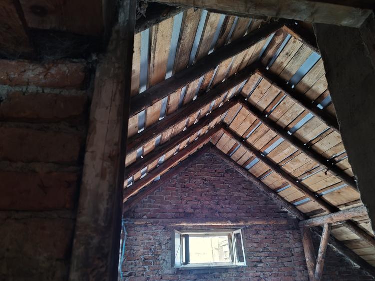 Casa 3 camere renovata zona Sprenghi - 14