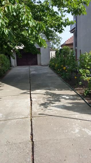 Casa solida, spa?ioasa ?i versatila in zona centrala, Sannicolau Mare - 5