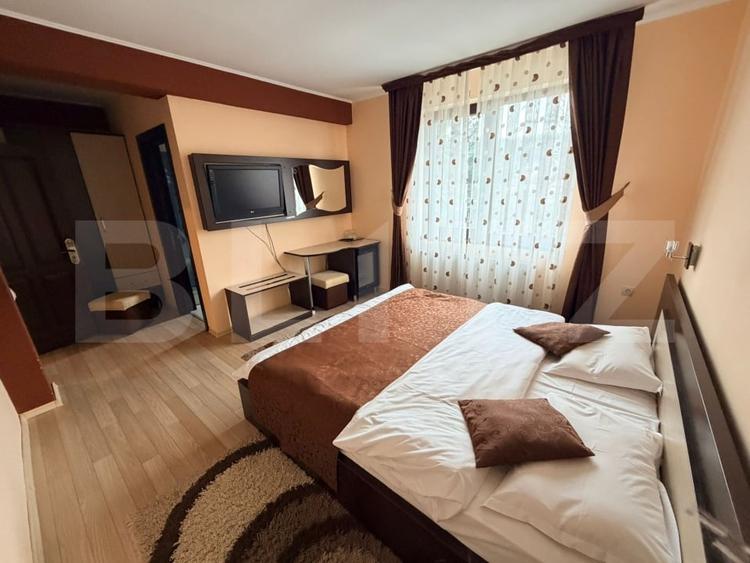 Casă individuală cu 9 camere cu Canalizare în Predeal