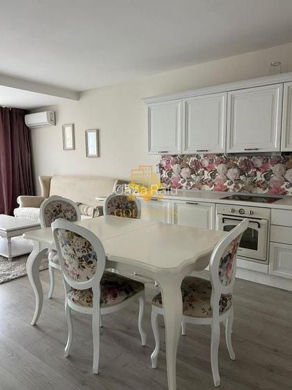 Apartament cu 3 camere semidecomandat, mobilat în Gheorgheni