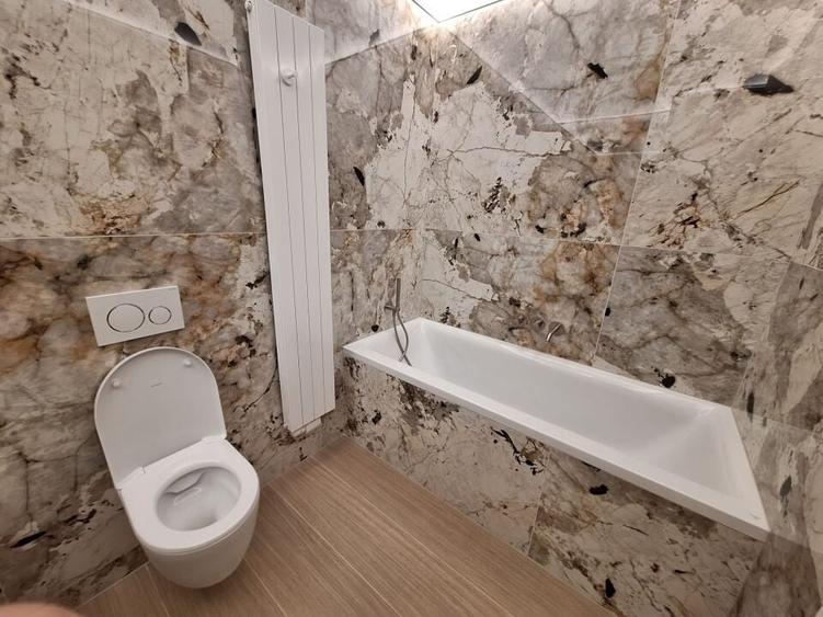 PARTER 3 CAMERE VANZARE CORTINA 126 - 6