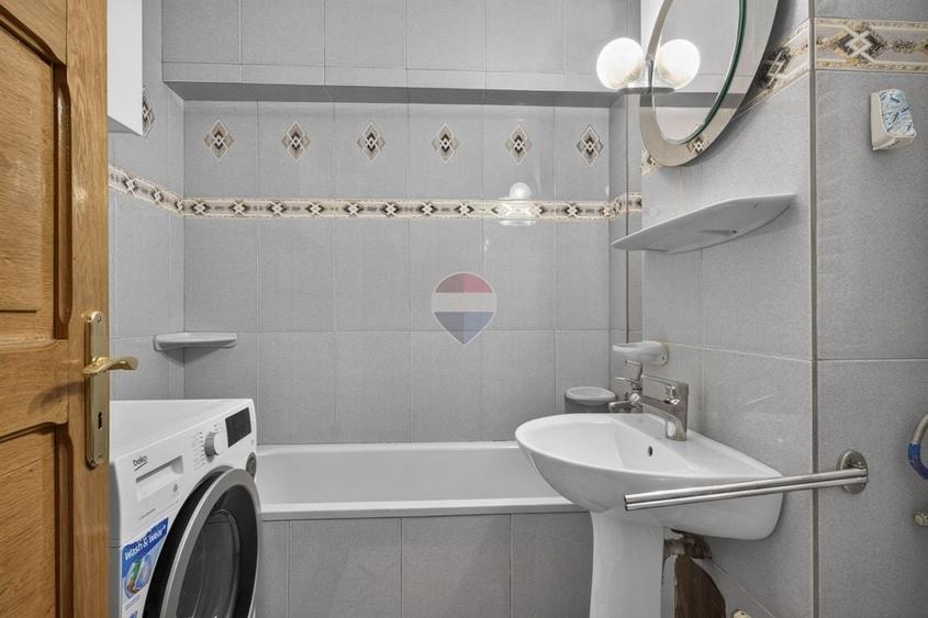 Apartament cu 3 camere decomandat, mobilat în Aurel Vlaicu